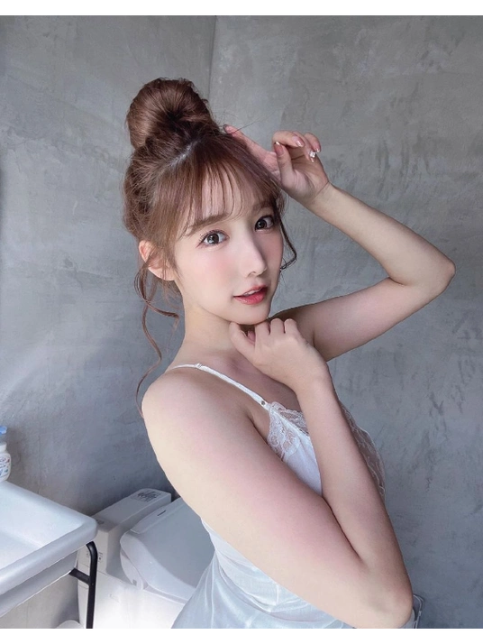 御姐主播娜娜 封面